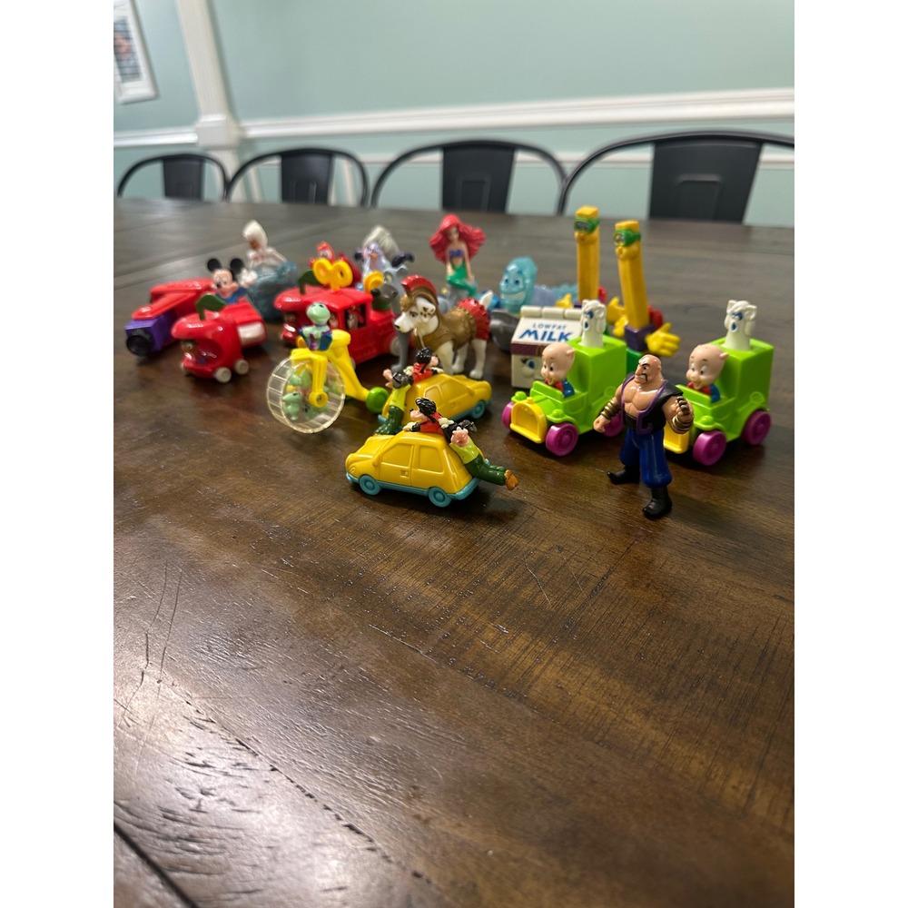 Vintage 90s Fast Food Toy Lot Disney McDonald's Burger King Richard Scarry 20pc - Picture 2 of 14